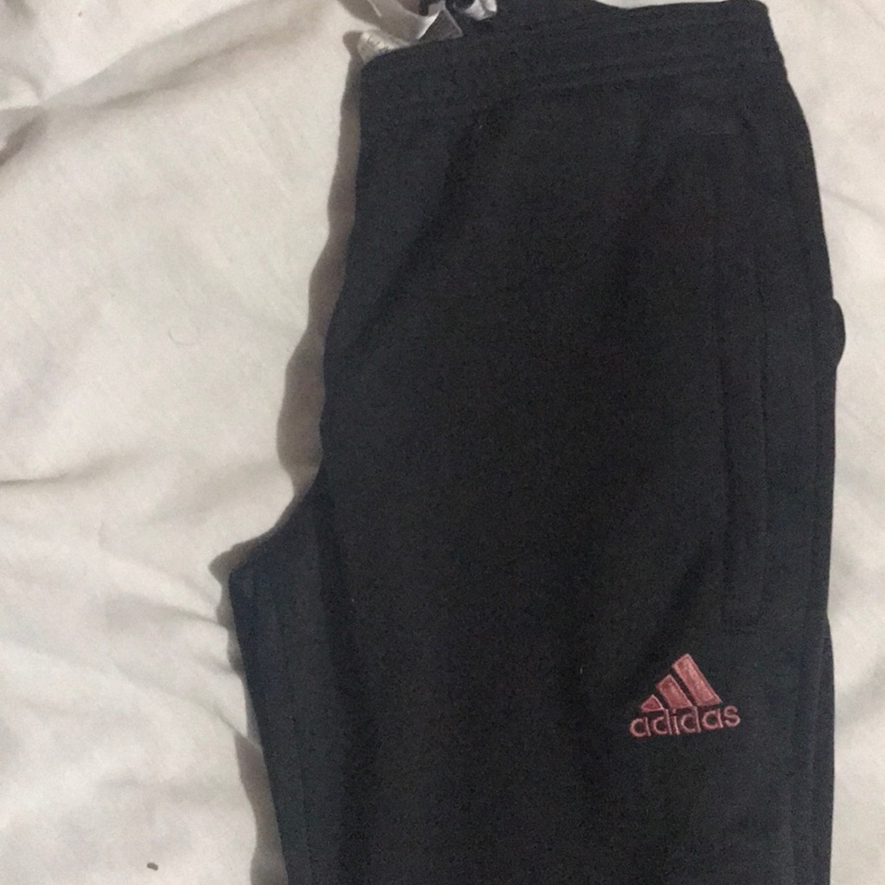 Skinny adidas